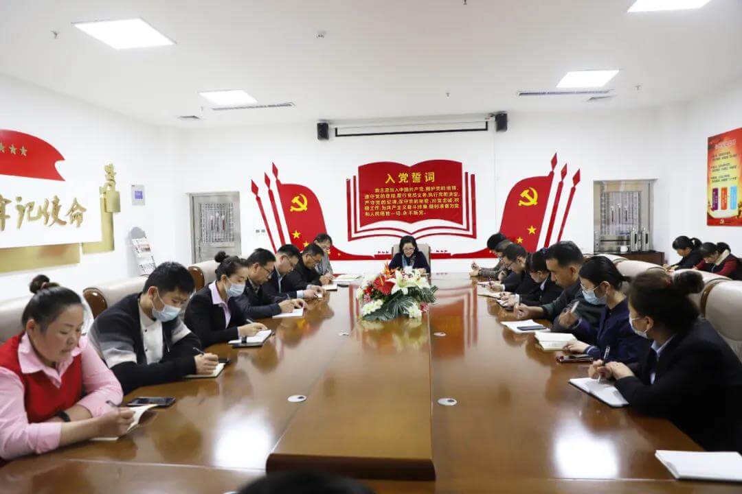 【長(zhǎng)田動(dòng)態(tài)】長(zhǎng)田實(shí)業(yè)召開(kāi)員工代表意見(jiàn)答復(fù)專(zhuān)題會(huì)議