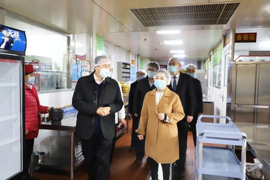 【長田動態(tài)】濟陽區(qū)副區(qū)長白寶強蒞臨盛世龍華檢查指導食品安全工作